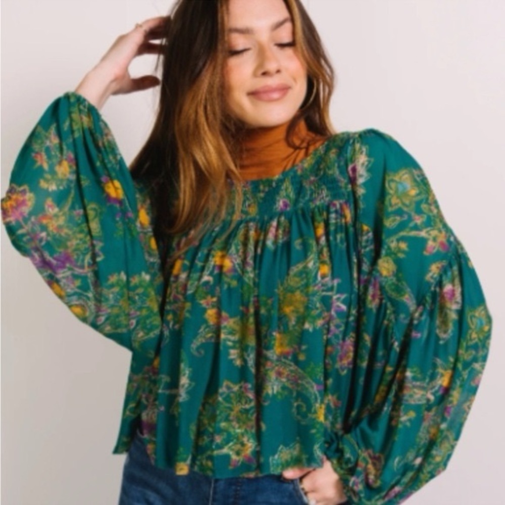 NWOT - Unique Emerald Green Free People Gypsy Floral Blouse